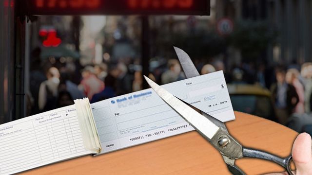 El costo de la crisis: las Pymes son castigadas con una quita del 10% por descontar cheques